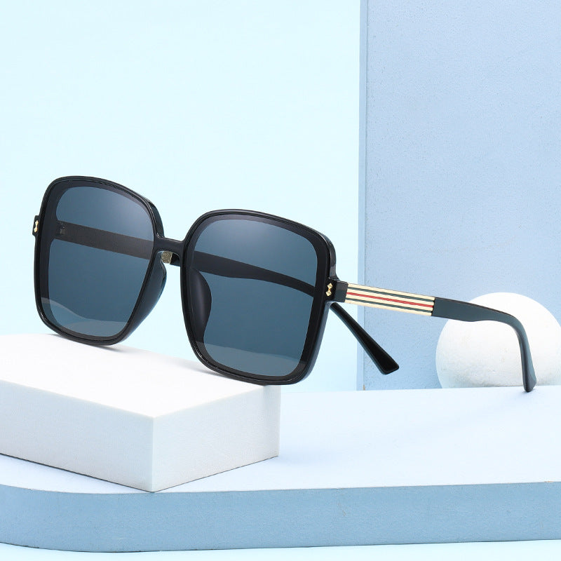 Women's fashionable sunglasses Bowlift