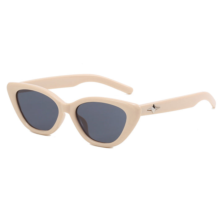 Ladies Cat-Eye Glasses with stylish design Bowlift