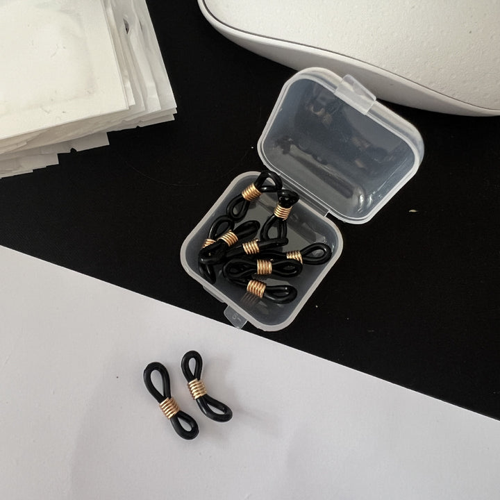 Hair Accessory Clips with Gold Accents Bowlift