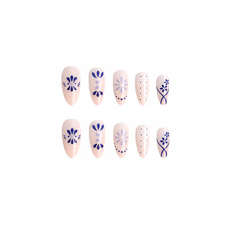 Artful Nail Tips with Flower Motif Bowlift