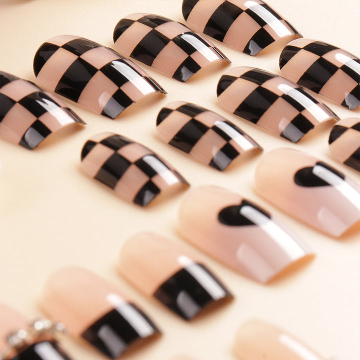 Nail Art Design Bowlift