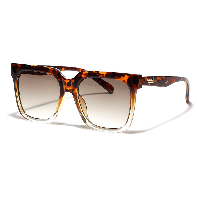 Women square sunglasses with elegant tortoiseshell design Bowlift