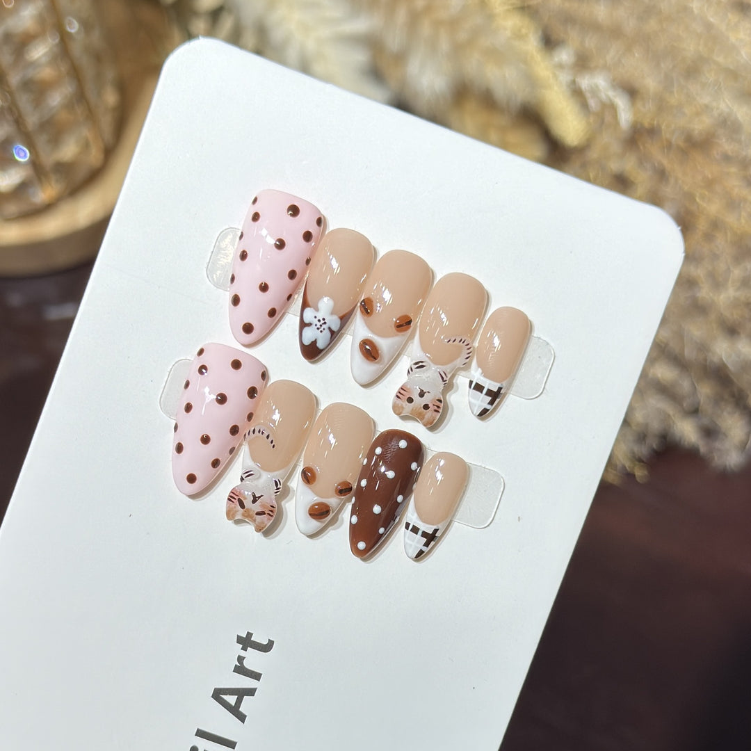 Whimsical Themed Press-On Nail Art Set Bowlift