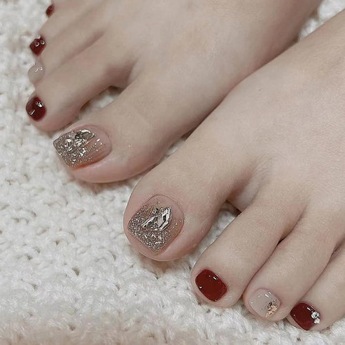 Nail art set with glamorous glitter accents Bowlift