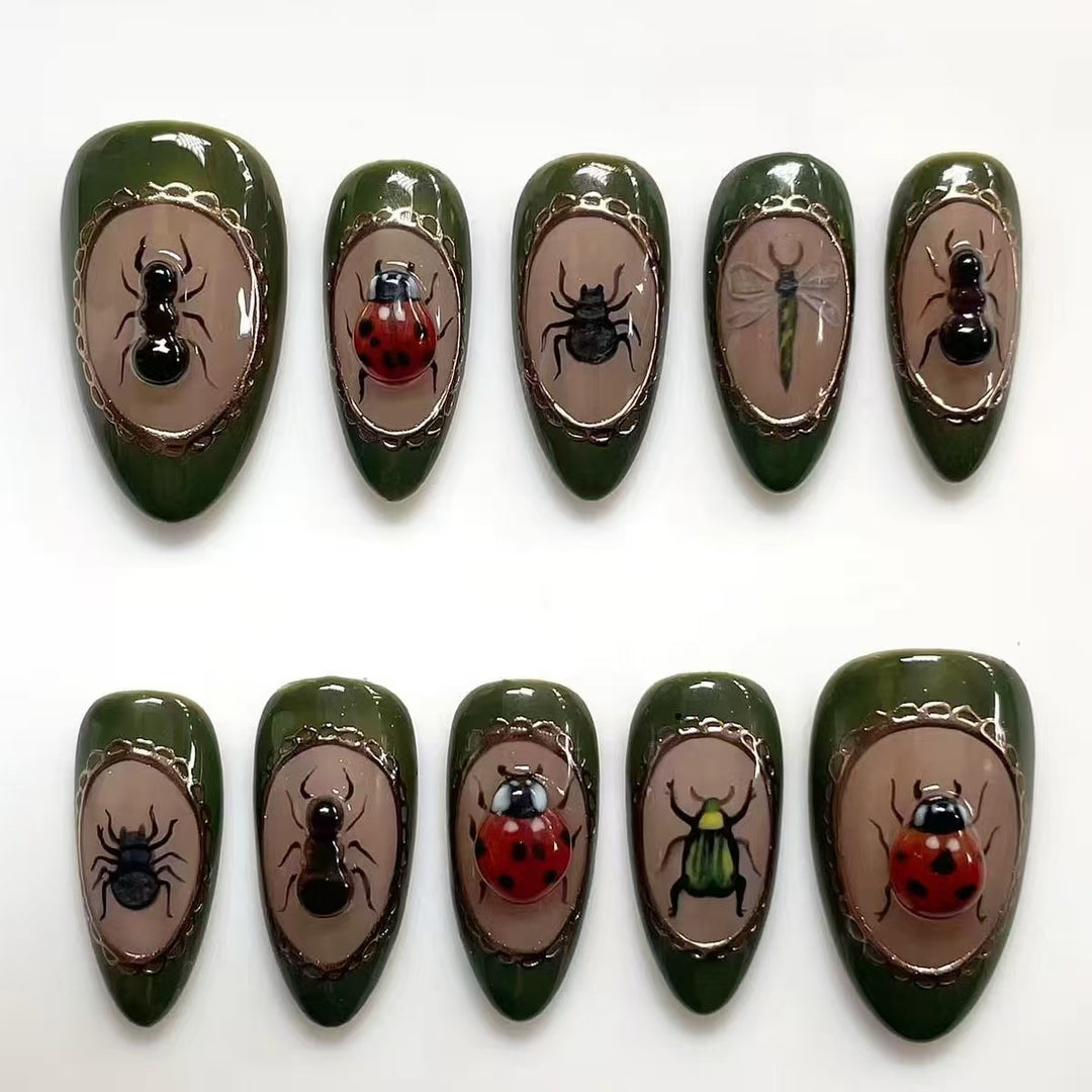 Artistic Floral and Star-Embellished Press-On Nail Set Bowlift