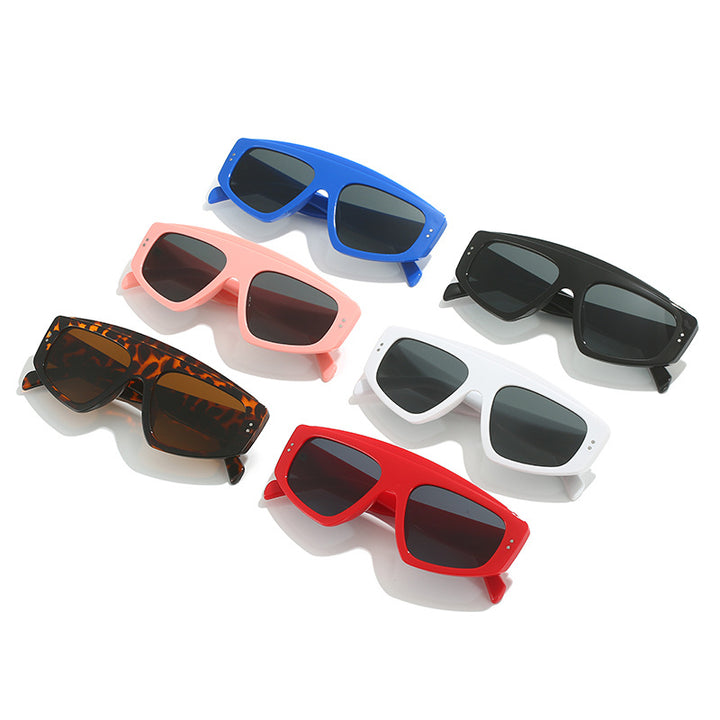 Women's oversized sunglasses in trendy animal print design Bowlift