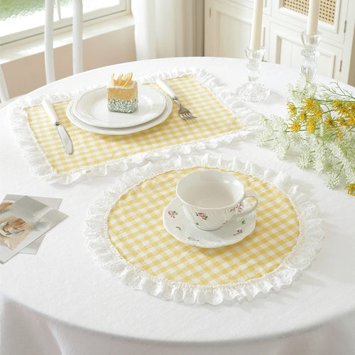 Gingham Lace Trim Table Mat