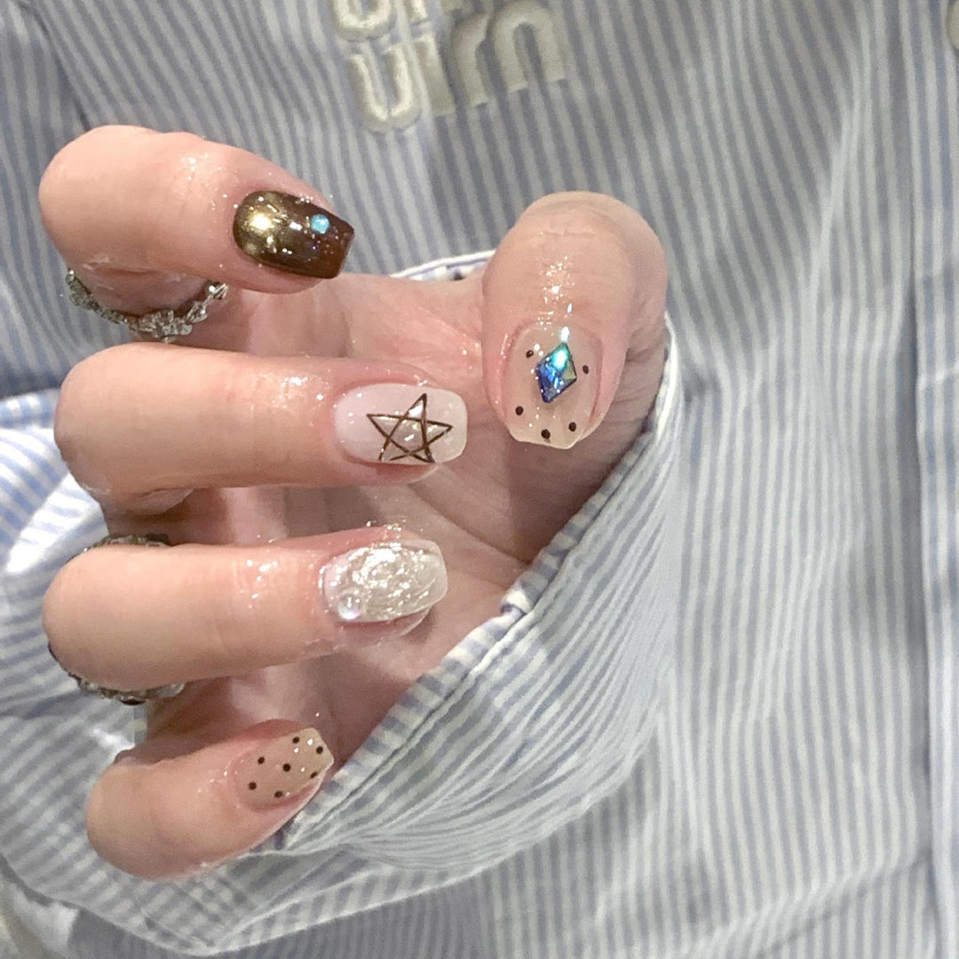 Artificial Nail Set with Creative Geometric and Sparkling Accents Bowlift