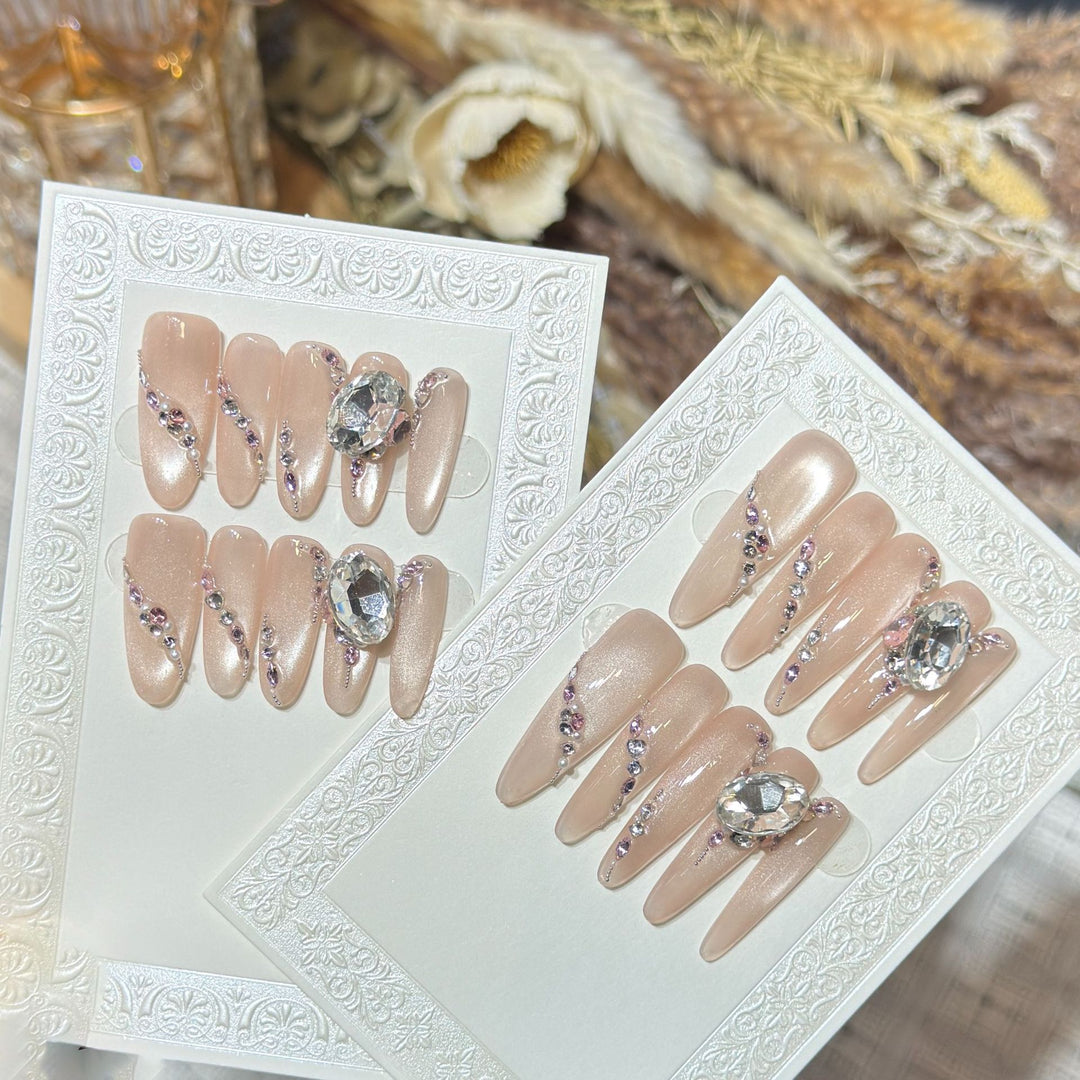 Glamorous Rhinestone-Embellished Stiletto Press-On Nails Bowlift