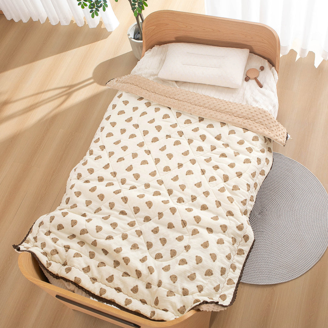 Women’s bedspread with high-quality floral design Bowlift