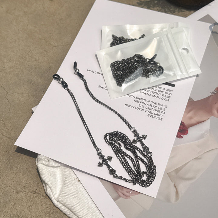 Stylish Cross-Detail Eyewear Chain Bowlift