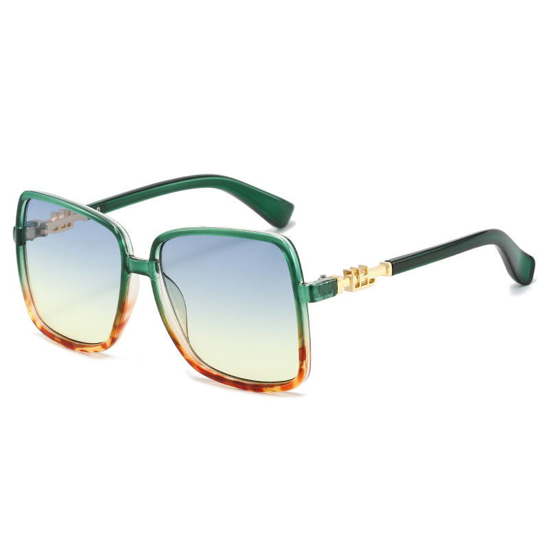 Women's Fashion Sunglasses with Unique Gradient Bowlift
