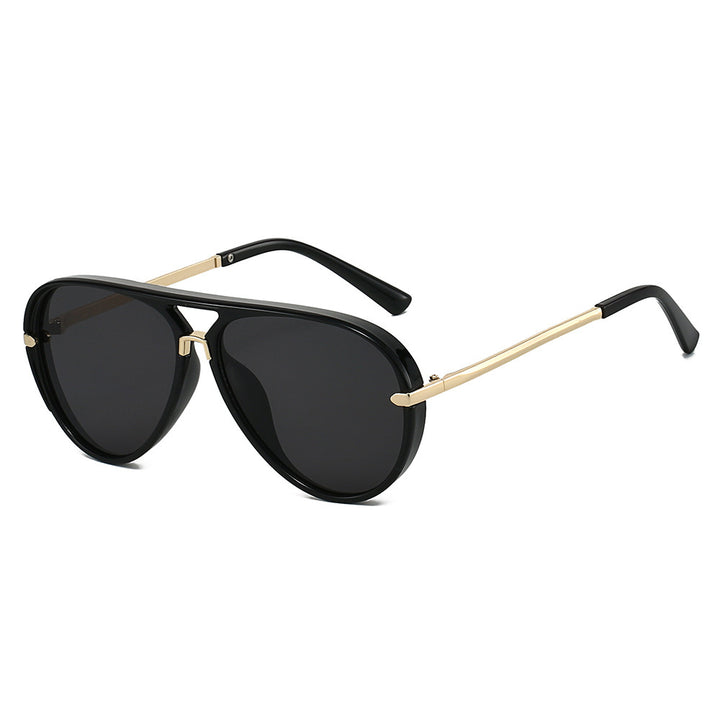 Elegant Aviator Sunglasses with Gold Accents Bowlift