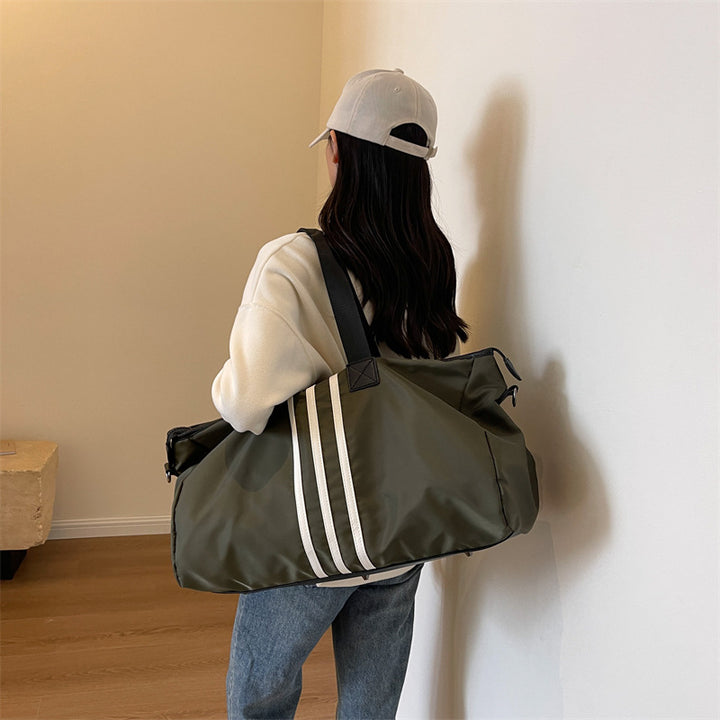 Sporty Travel Bag Bowlift
