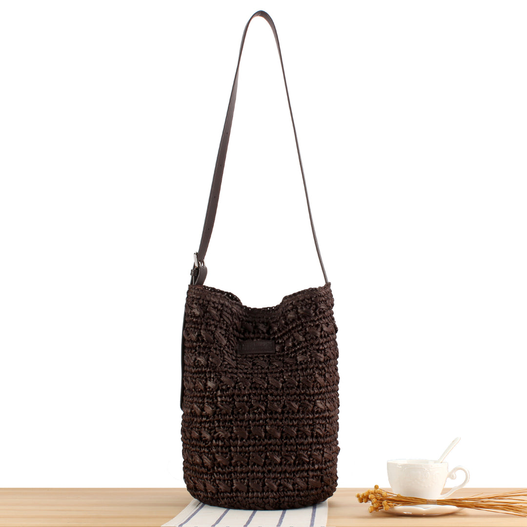 Shoulder bag with modern macrame design Bowlift