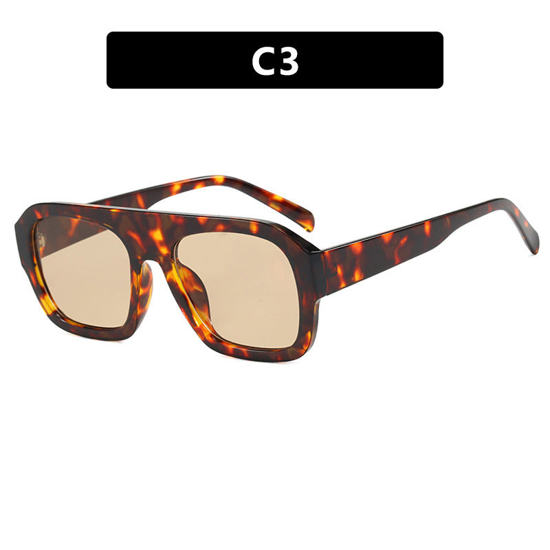 Women's oversized sunglasses with distinctive rectangular frame Bowlift