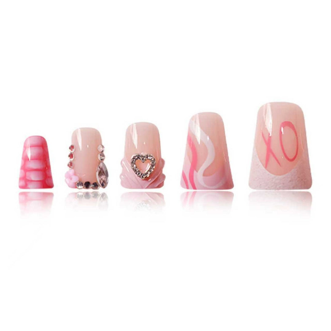 Artistic Heart-Embellished Nail Extensions Bowlift