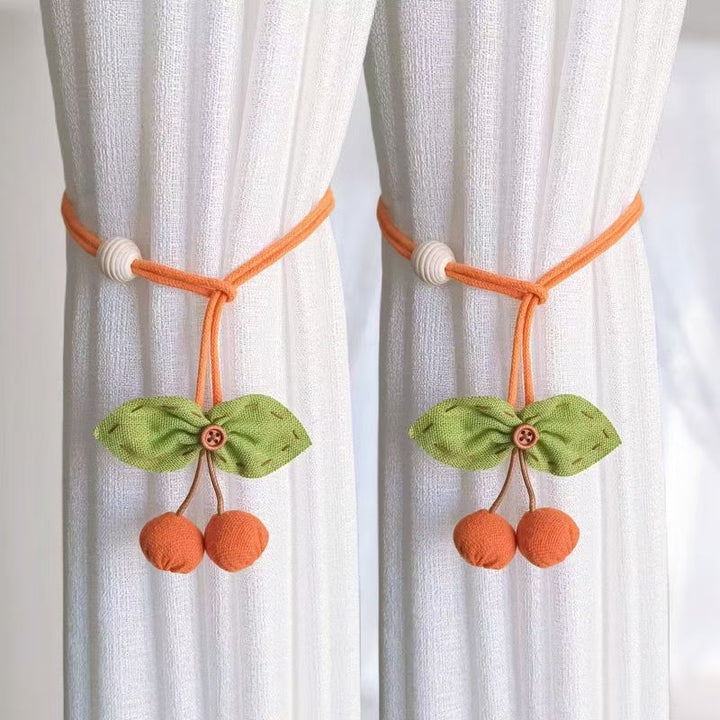 Decorative curtain tieback Bowlift