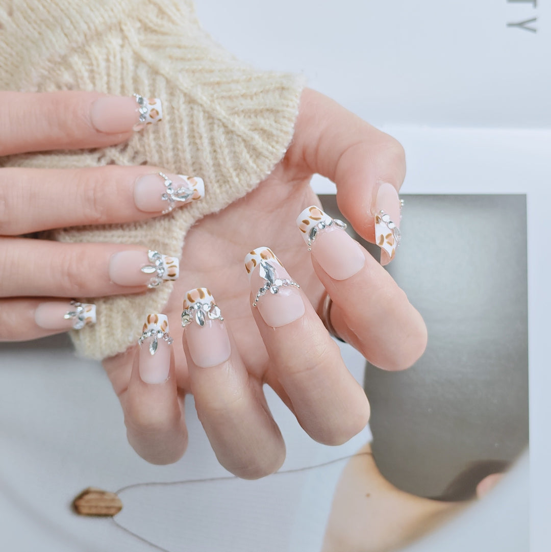 Elegant French Tip Press-On Nails Bowlift