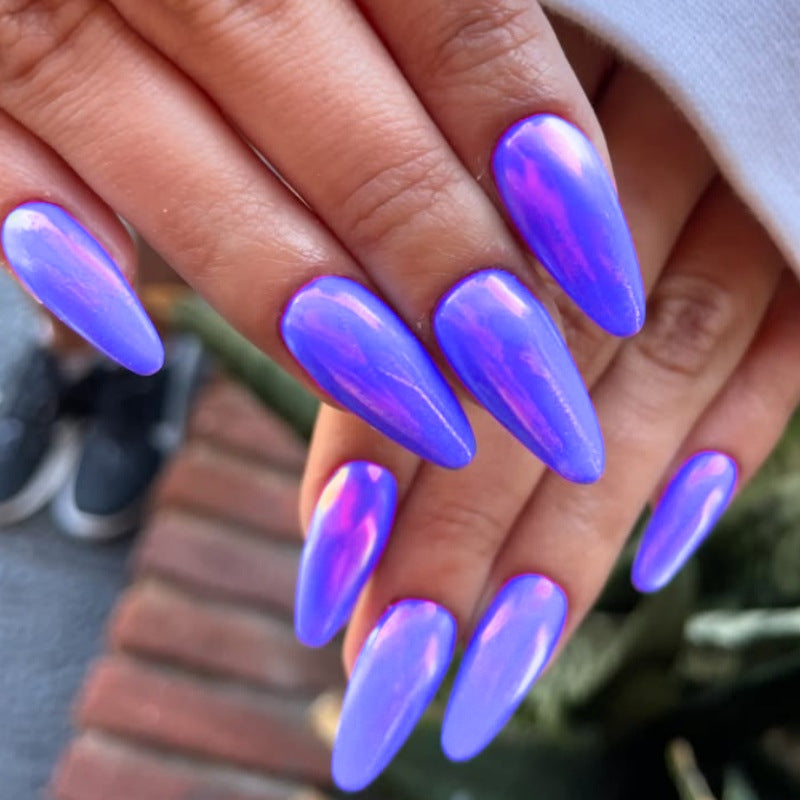 Glossy Press-On Nails Set with Iridescent Finish Bowlift