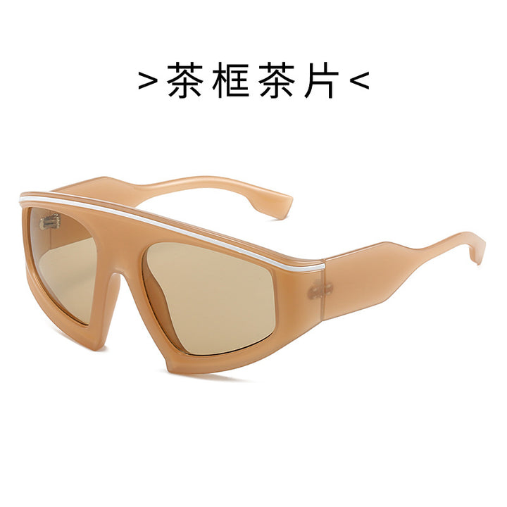 Ladies Sporty Sunglasses with Stylish Frame and Large Lenses Bowlift