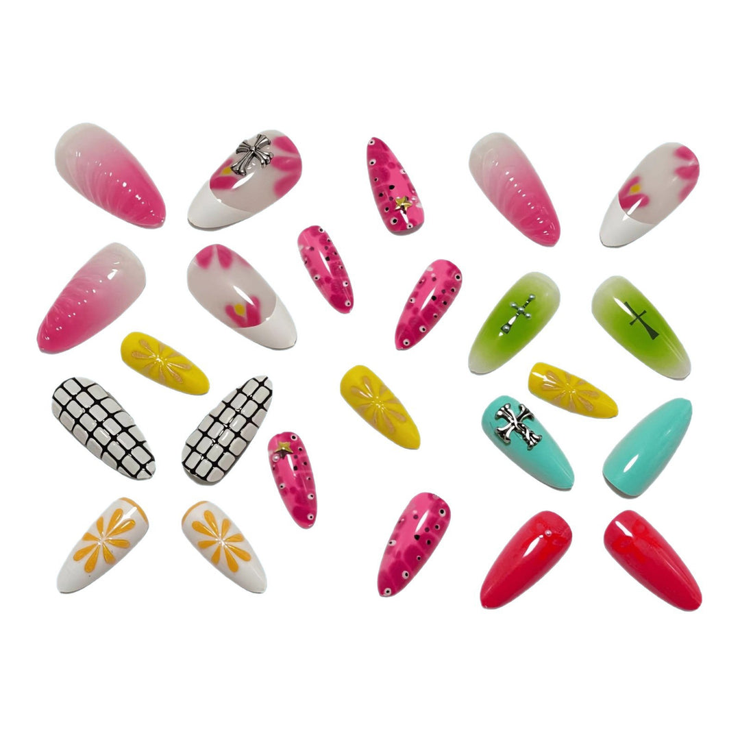 Artificial nails with creative design and 3D applications Bowlift