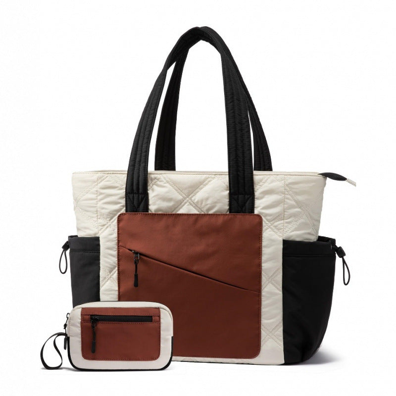 Modern Weekender Bag with Practical Interior Pockets Bowlift