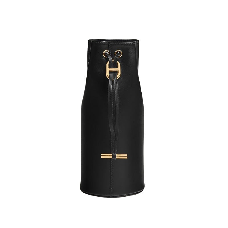 Elegant bucket bag Bowlift