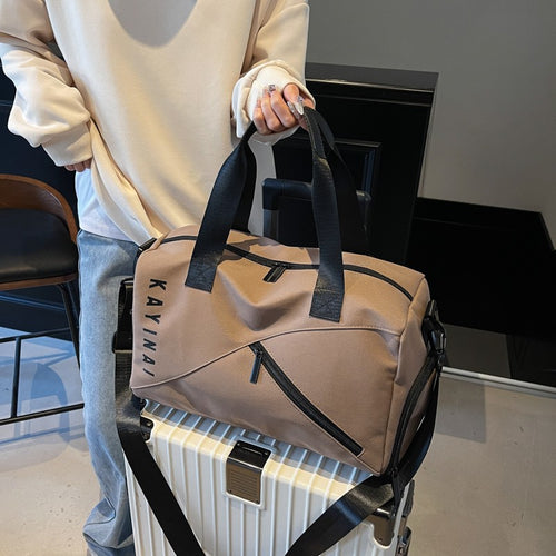 Multifunctional Sports Bag with High-Performance Compartment System Bowlift