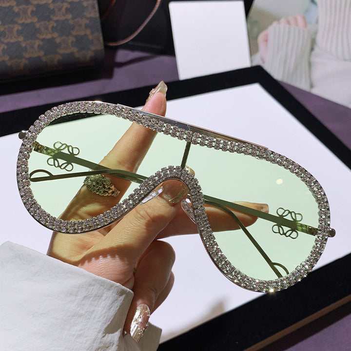 Women's Glamorous Sunglasses with Rhinestone-Embellished Frame Bowlift