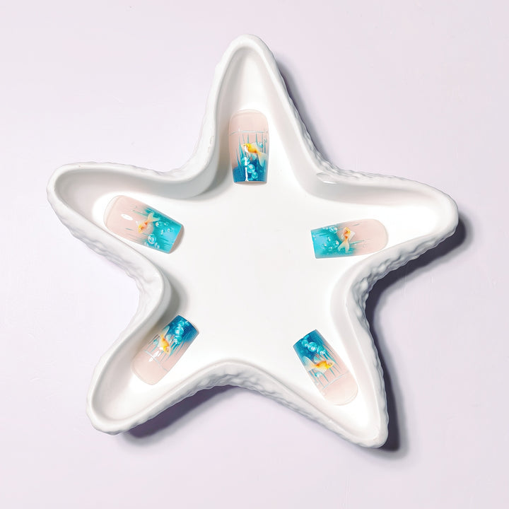 Artistic Nail Art Bowlift