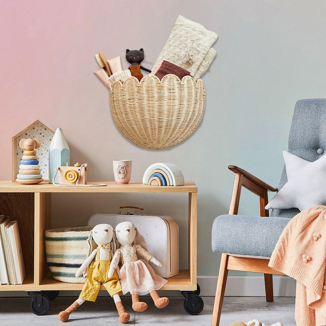 Playful decorative basket in shell design Bowlift
