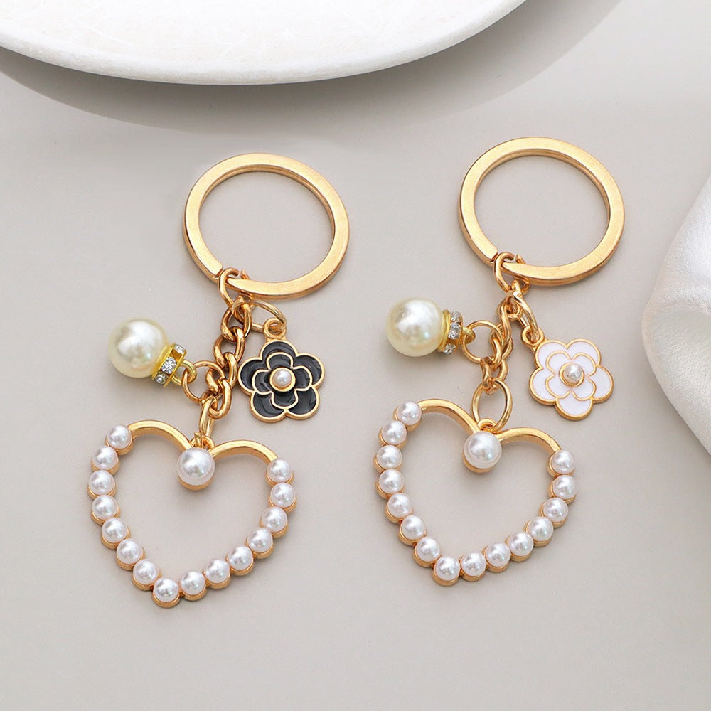 Keychain with heart and flower motif Bowlift