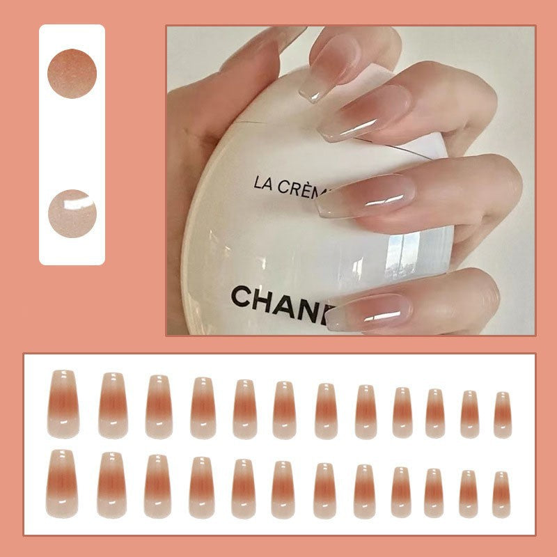 High-gloss artificial nails with rose effect Bowlift