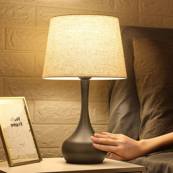 Elegant Gold Accent Table Lamp