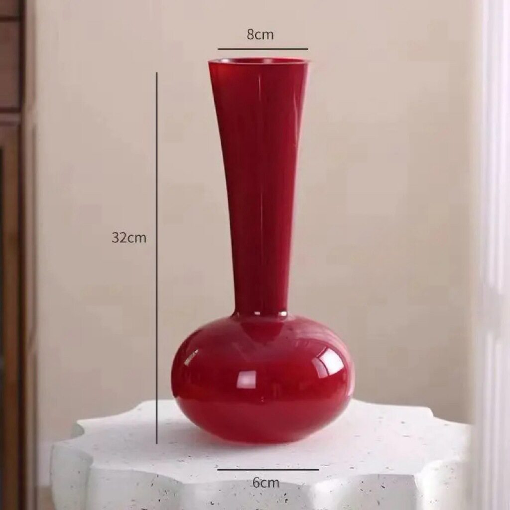 High-quality glass vase with slim design Bowlift