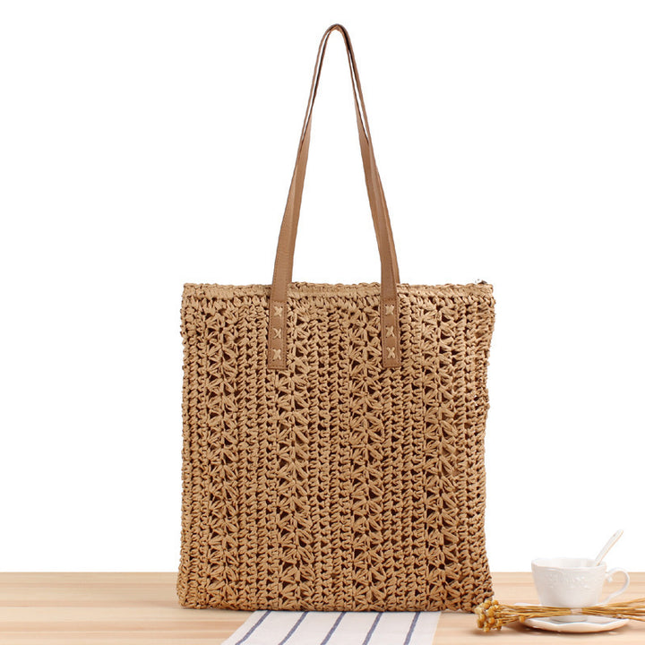Beach shoulder bag made from handcrafted natural material with sturdy design Bowlift