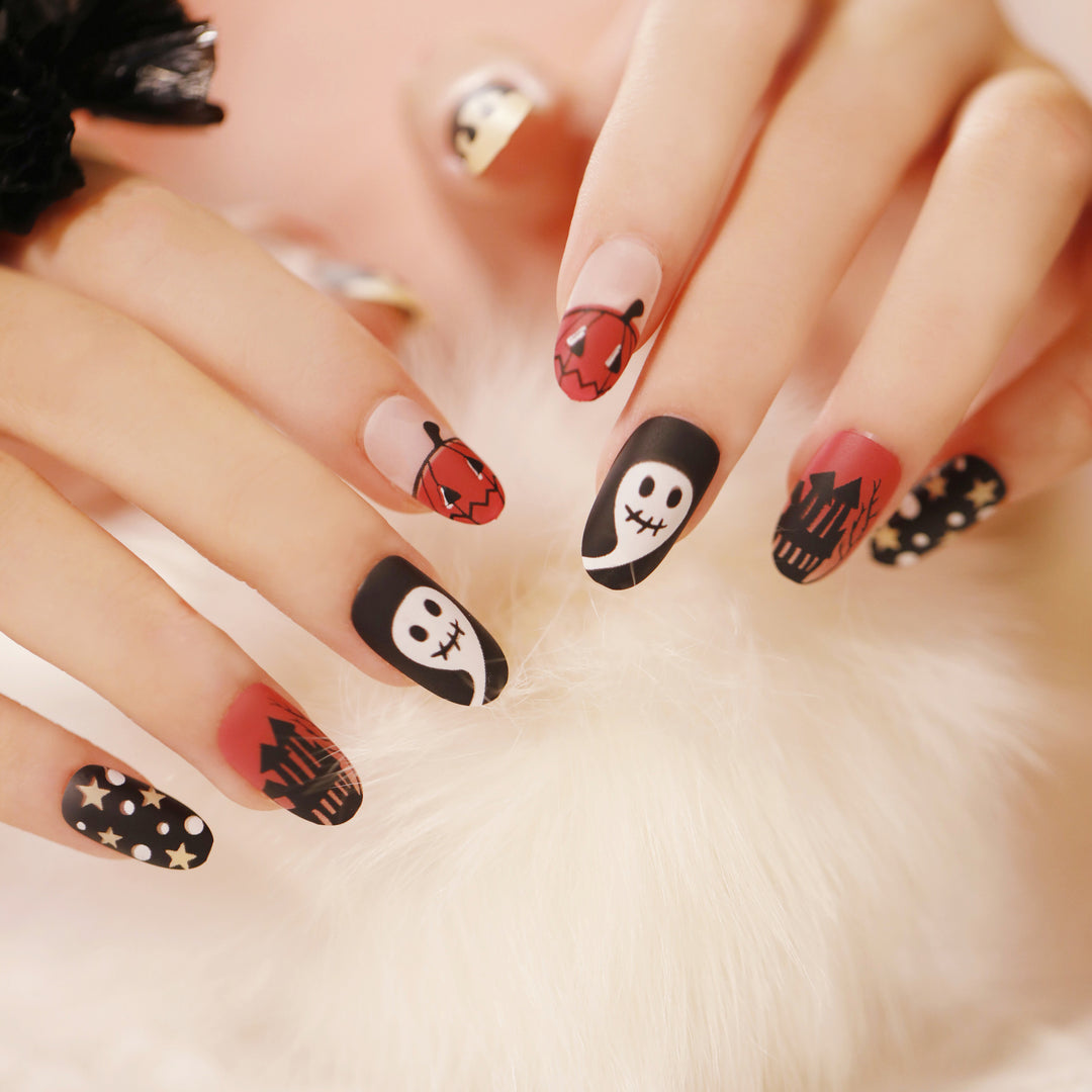 Creative Halloween Nail Art Bowlift