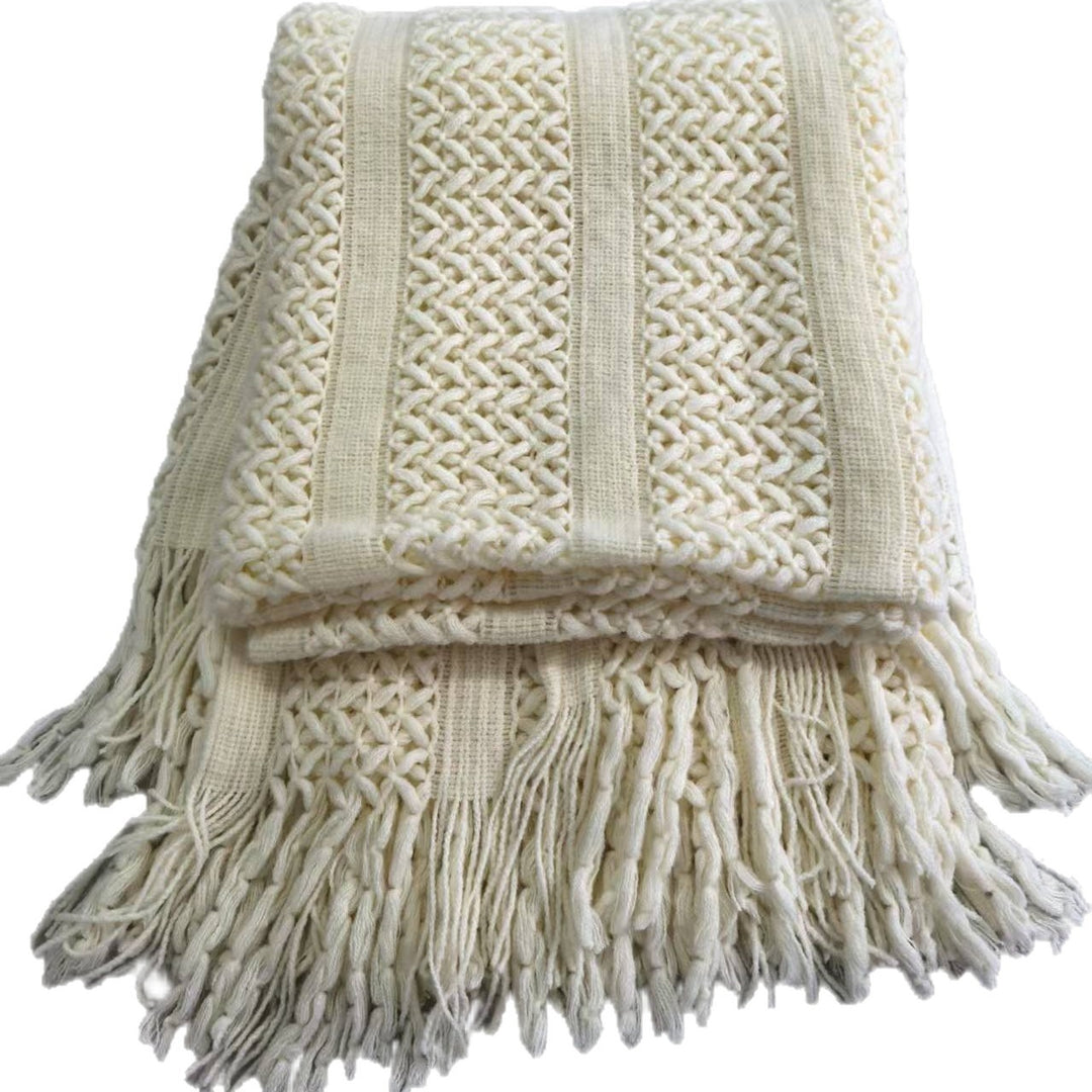 Textured Knit Throw Blanket Bowlift