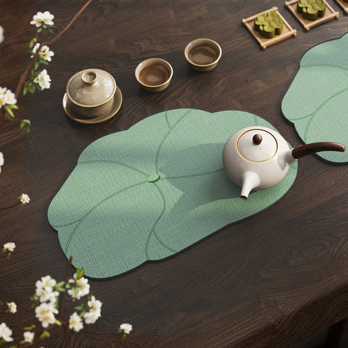 Decorative Leaf-Shaped Table Mat