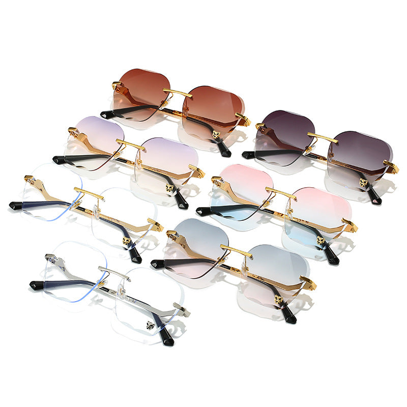 Ladies stylish fashionable corrective glasses Bowlift