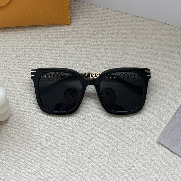 Oversized Retro Frame Sunglasses Bowlift