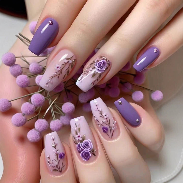 Elegant Floral Acrylic Nail Set Bowlift