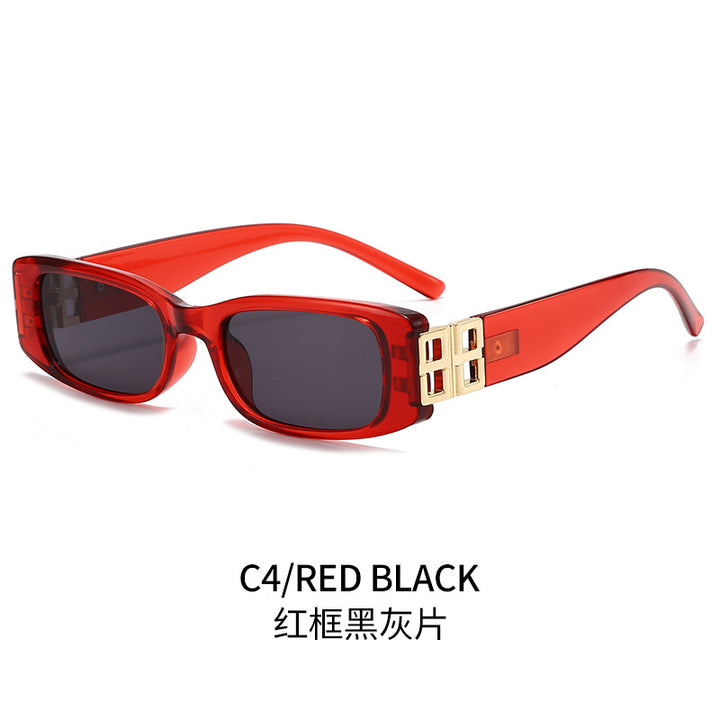 Ladies' fashionable sunglasses with luxurious gold-colored accent Bowlift