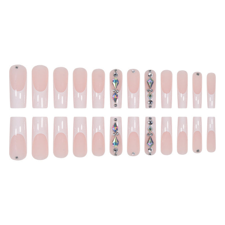 Artificial nail set with glamorous rhinestones and 3D decorations Bowlift