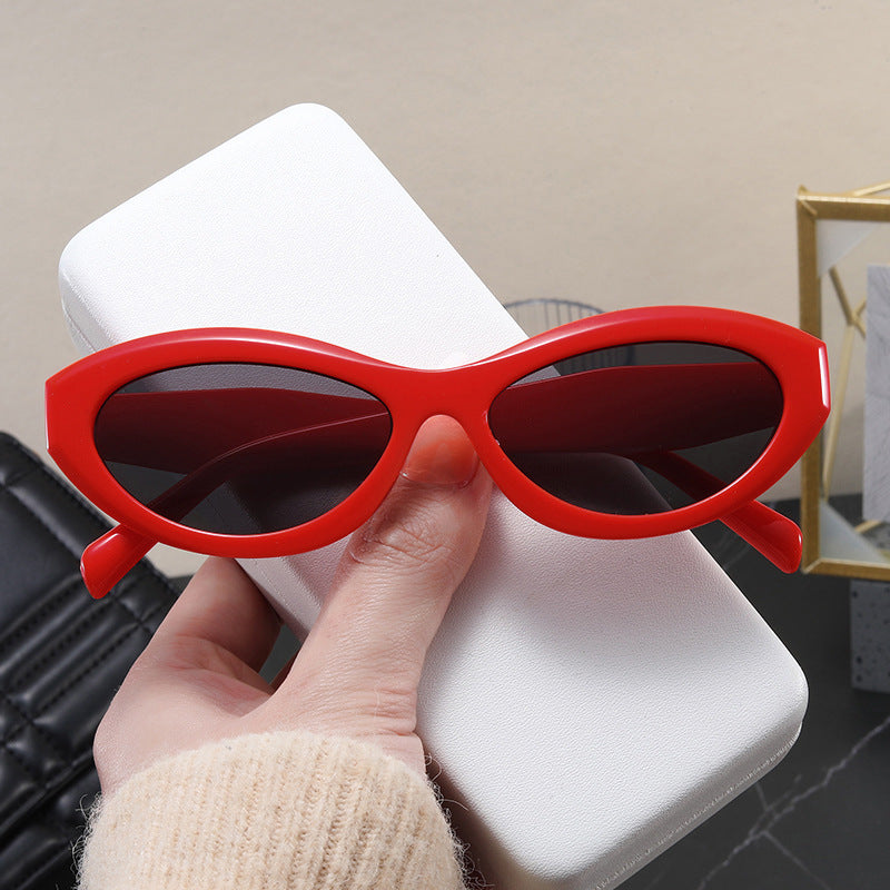 Women's fashionable Cat-Eye sunglasses with UV protection Bowlift