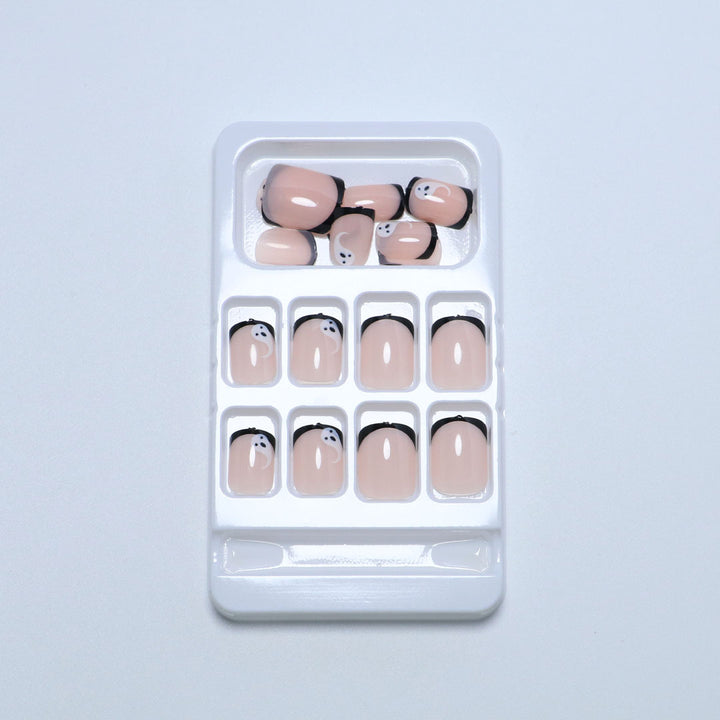 Artistic Halloween-Themed Press-On Nail Set Bowlift