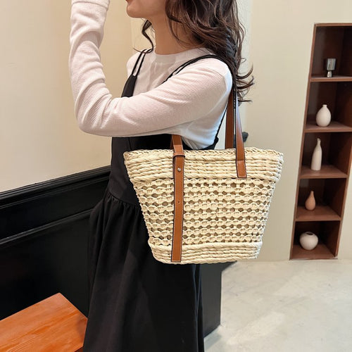 Basket bag with elegant leather handle Bowlift