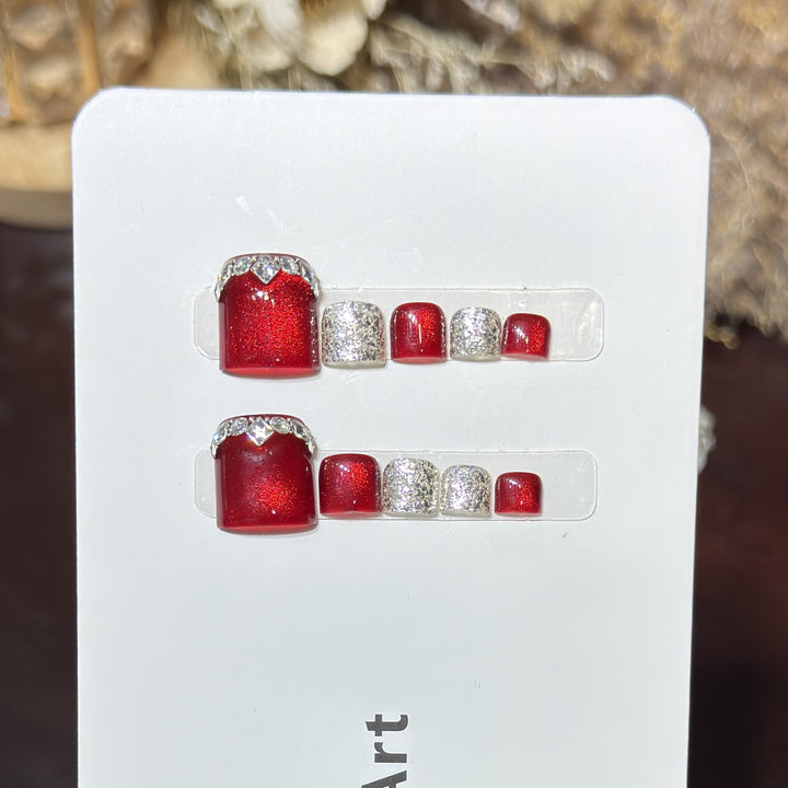 Glamorous Press-On Nail Set with Sparkling Rhinestone Accents Bowlift
