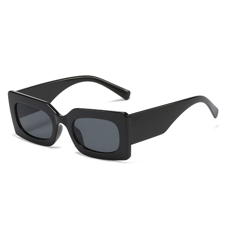 Ladies fashionable sunglasses in angular design Bowlift